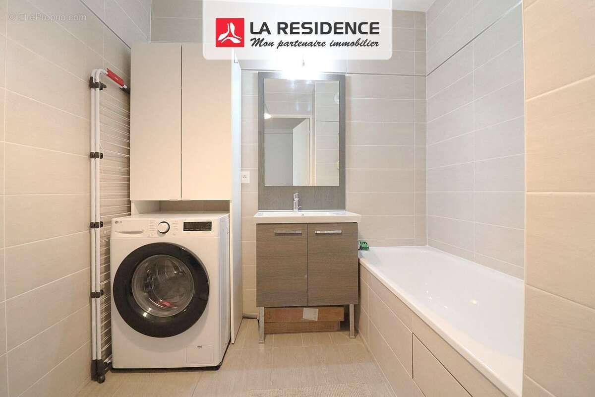 Appartement à SAINT-CYR-L'ECOLE