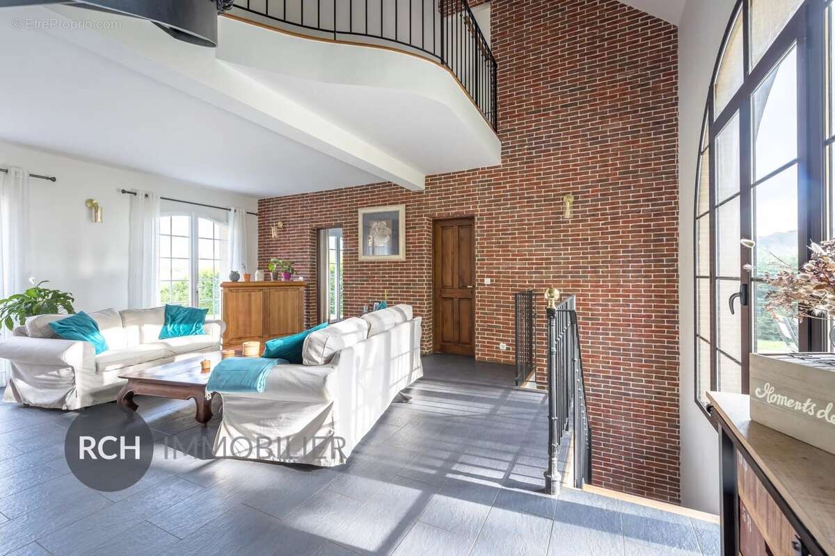 Maison à MONTFORT-L&#039;AMAURY