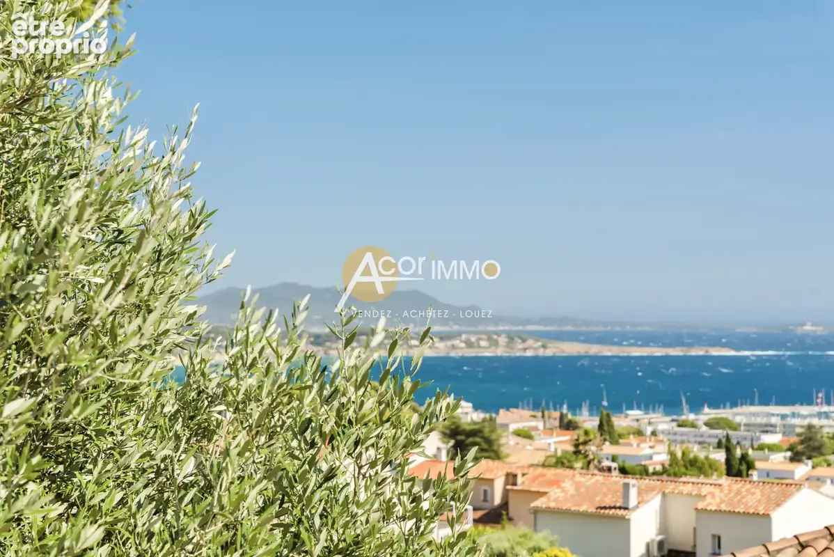 Bandol - propriété de caractère de 230 m2 - vue mer - terrain de plus de 2700m2 - photo 6