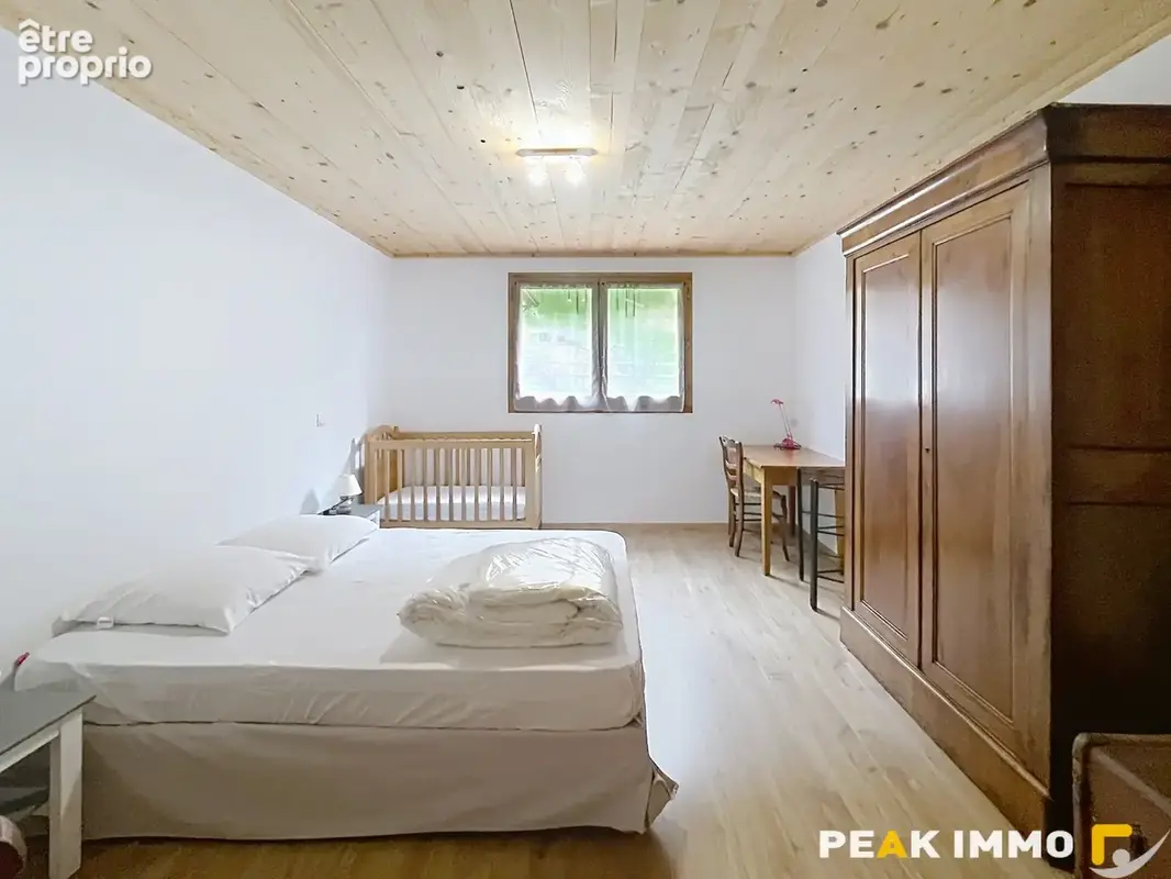 Megevette ferme renovee 3 chambres grange terrain 1288m2 - photo 7