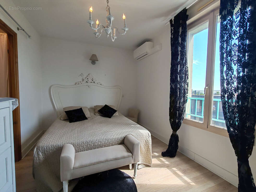 Appartement T4/T5 de 119m2 - Parking et ascenseur - photo 9
