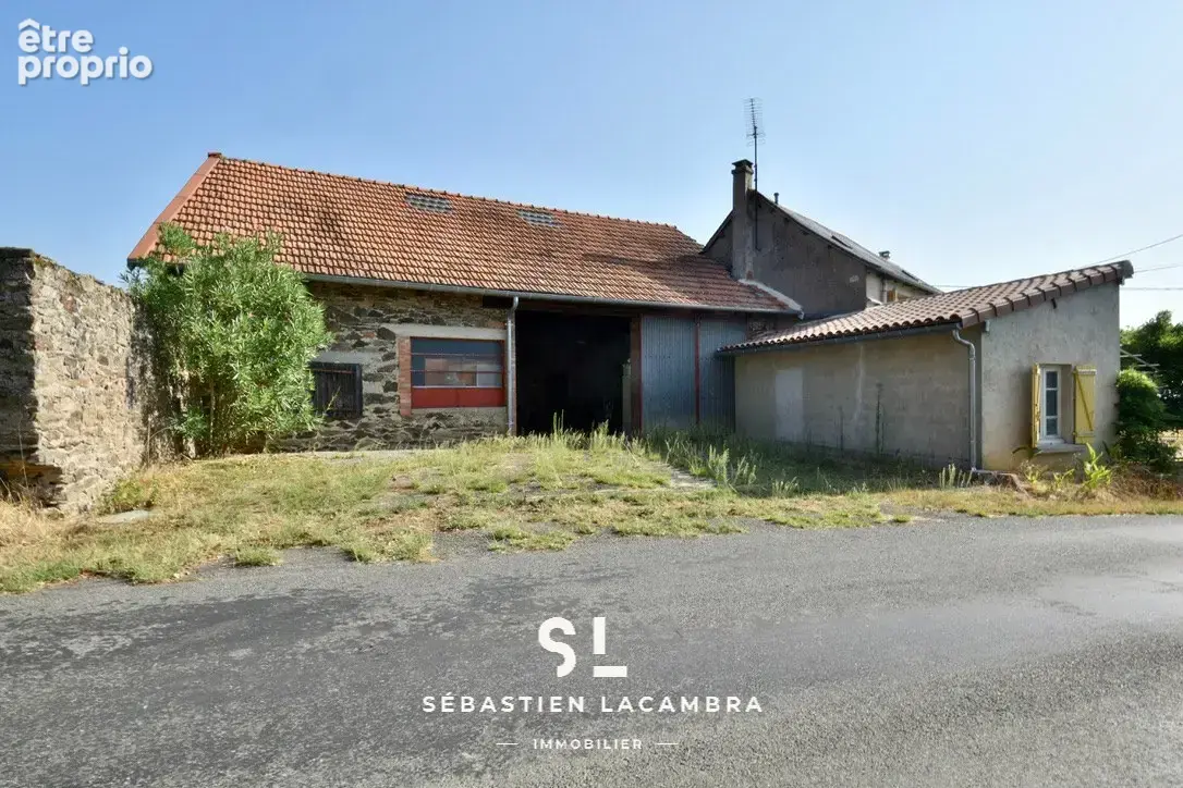 Jouqueviel   maison en pierre à rénover avec hangar et nombreuses dépendances - photo 4