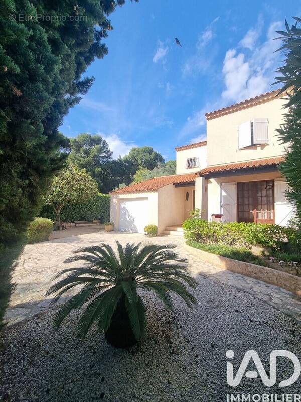 Photo 1 - Maison à OLLIOULES