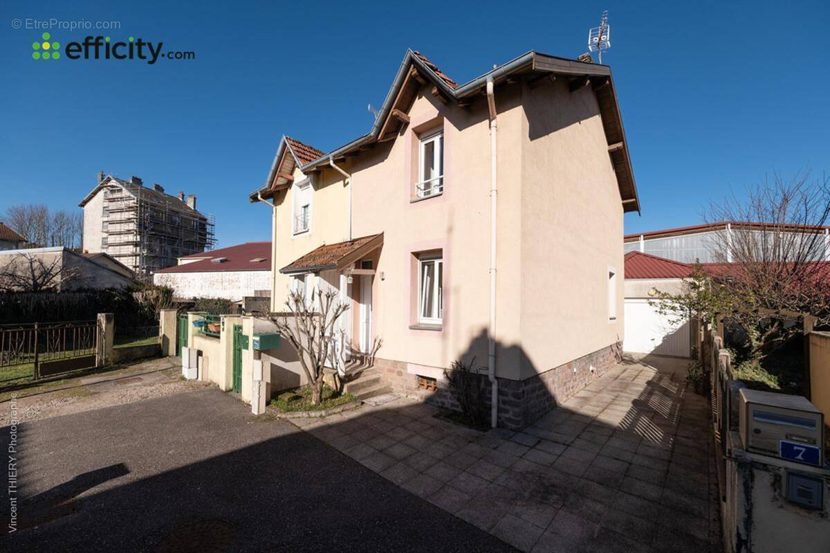 Maison à GOLBEY