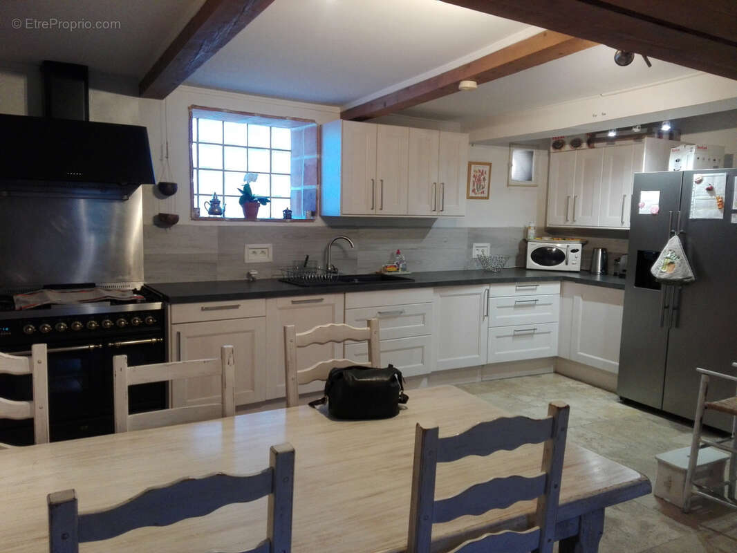 Maison à SAINTE-CECILE-LES-VIGNES