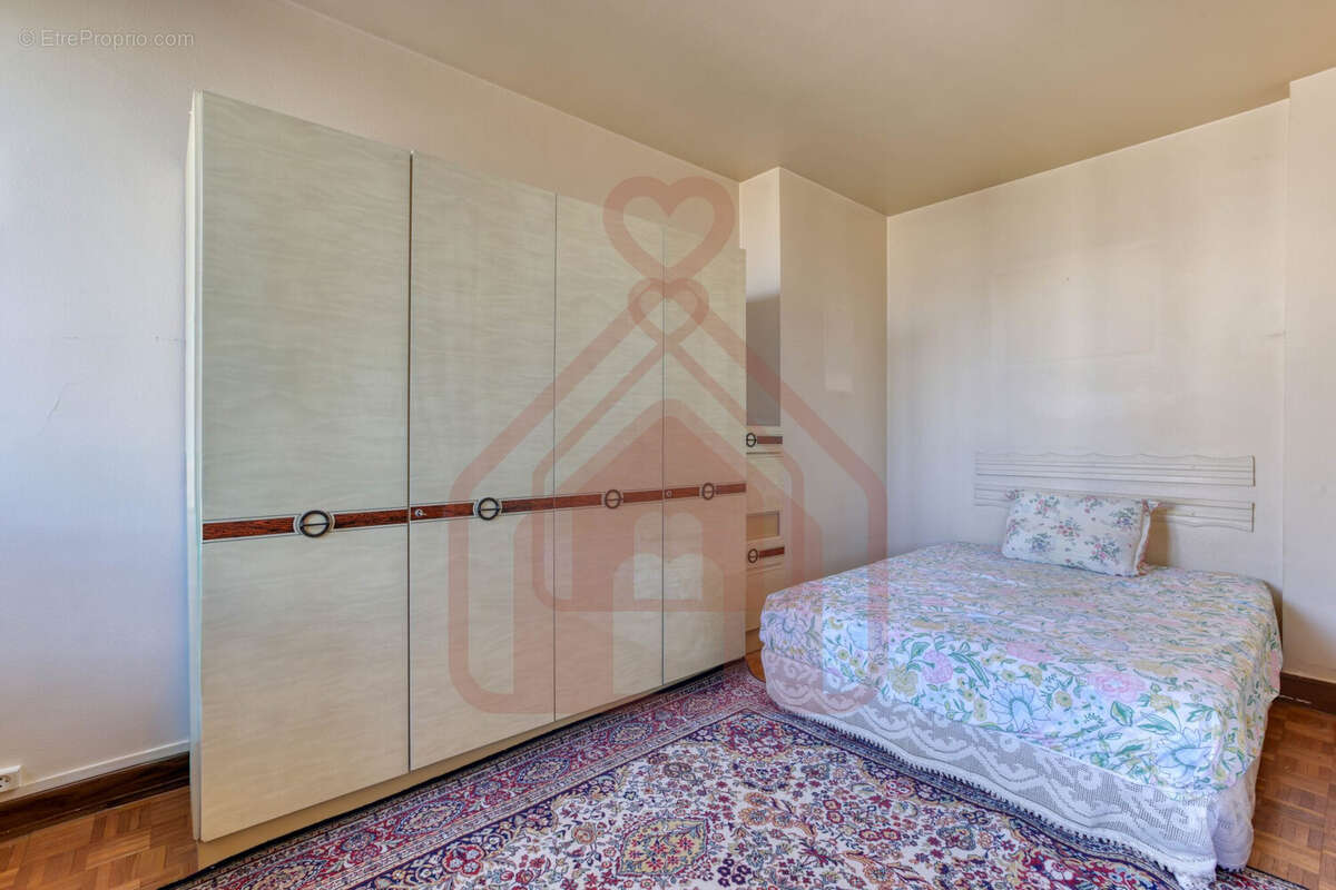 Appartement à IVRY-SUR-SEINE