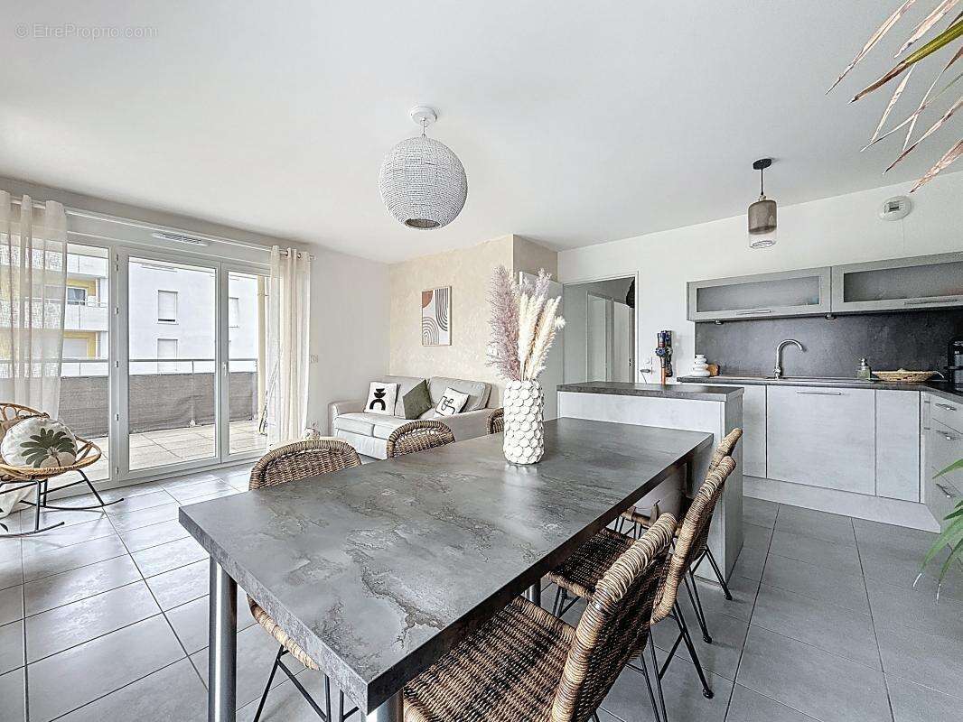 Appartement à VENISSIEUX