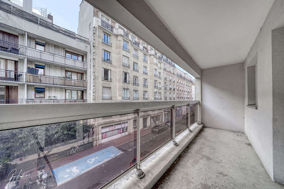 Appartement à LEVALLOIS-PERRET