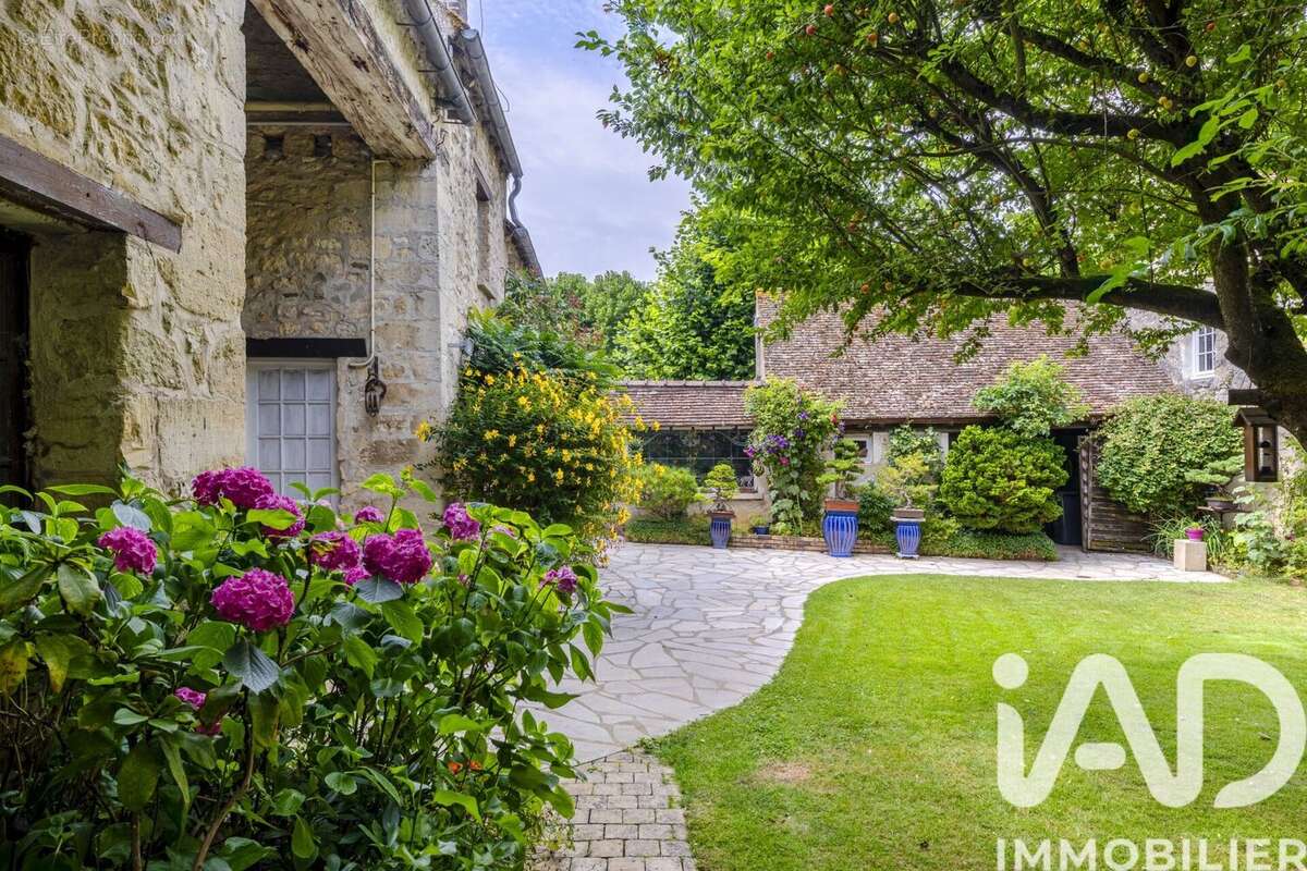 Photo 2 - Maison à LE PERCHAY