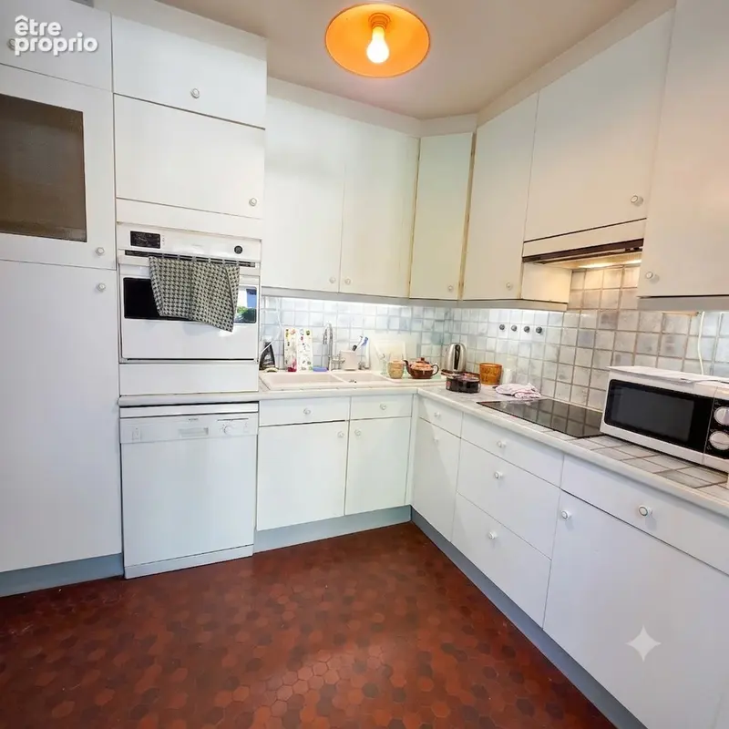 Maurepas Bois joli - Maison familiale 7 pièces au coeur d'une résidence avec piscine et tennis privés - photo 3