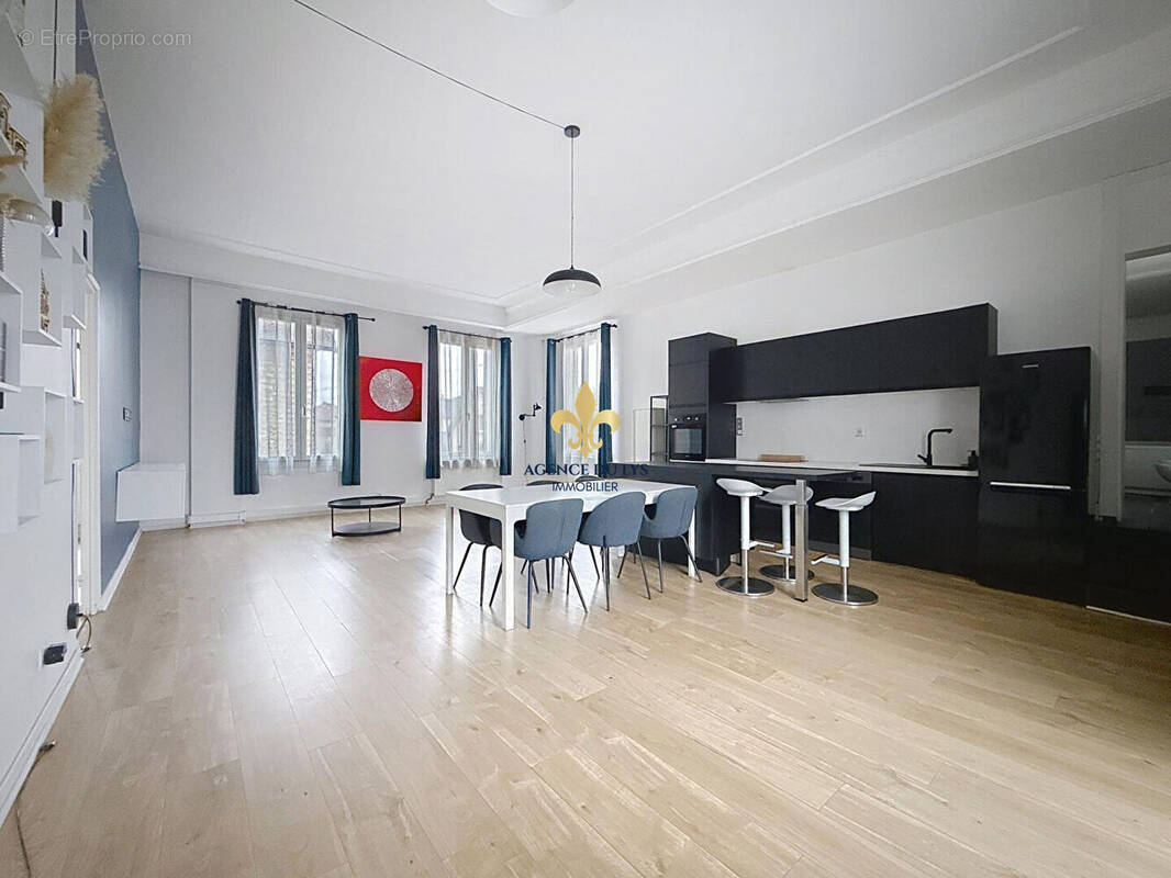 Appartement à COYE-LA-FORET