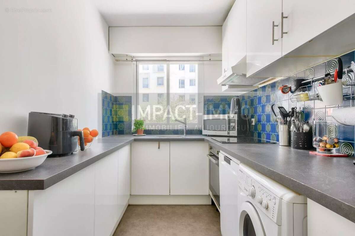 Appartement à COURBEVOIE