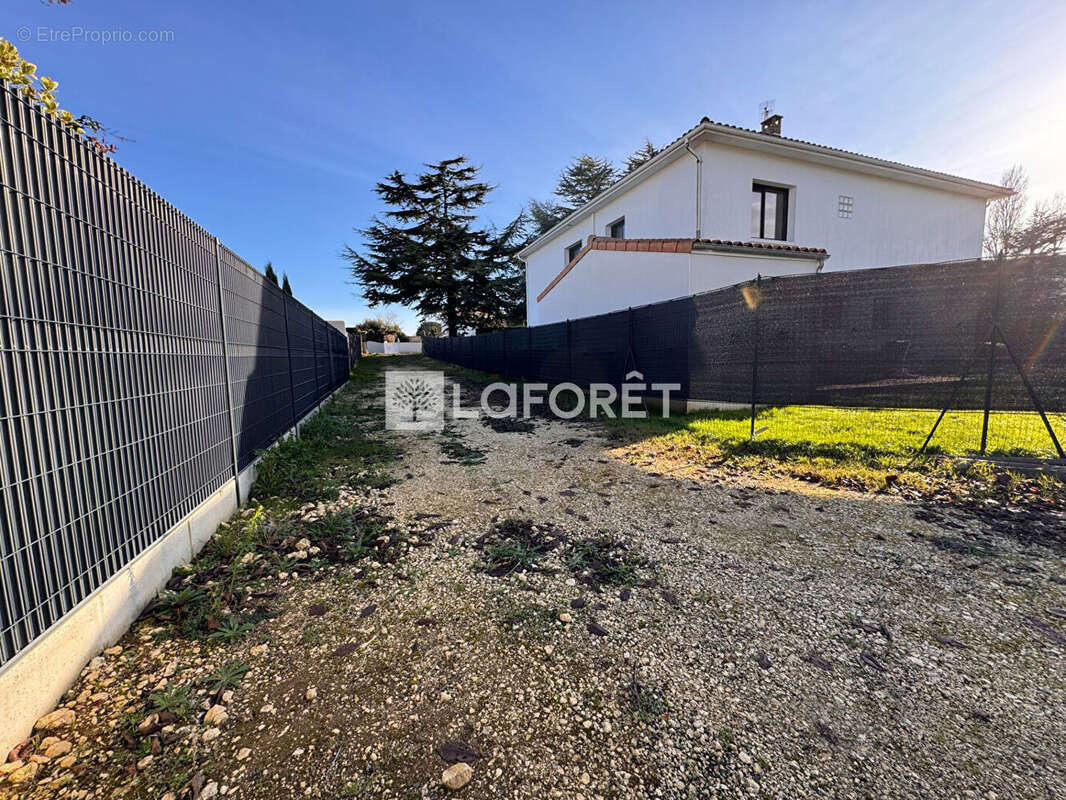 Terrain à SAINT-PALAIS-SUR-MER