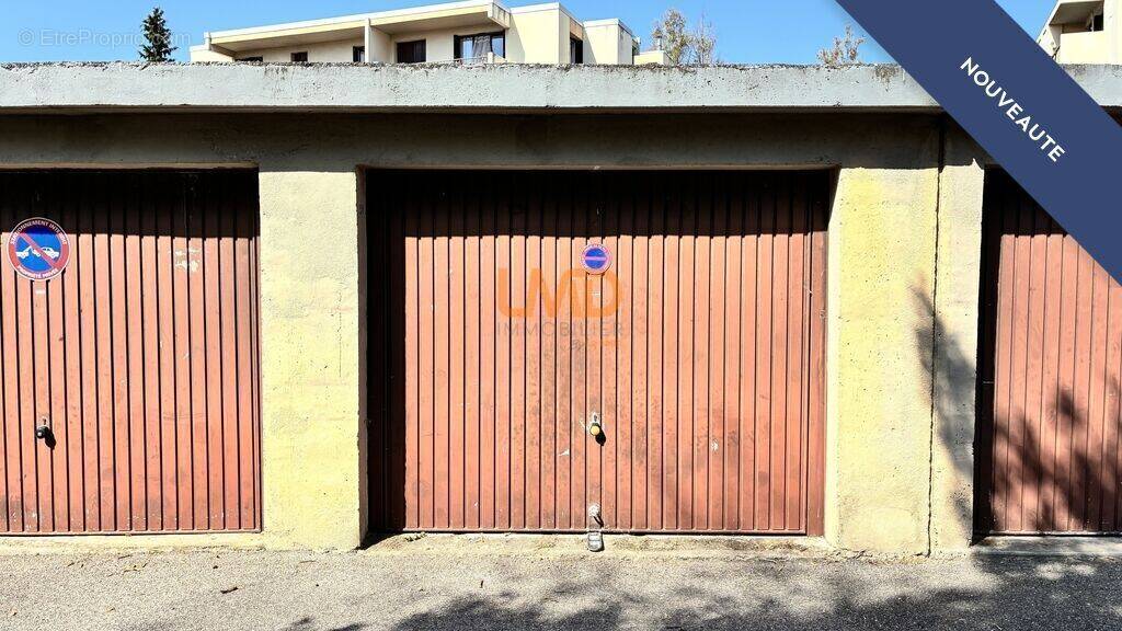Parking à MARSEILLE-13E
