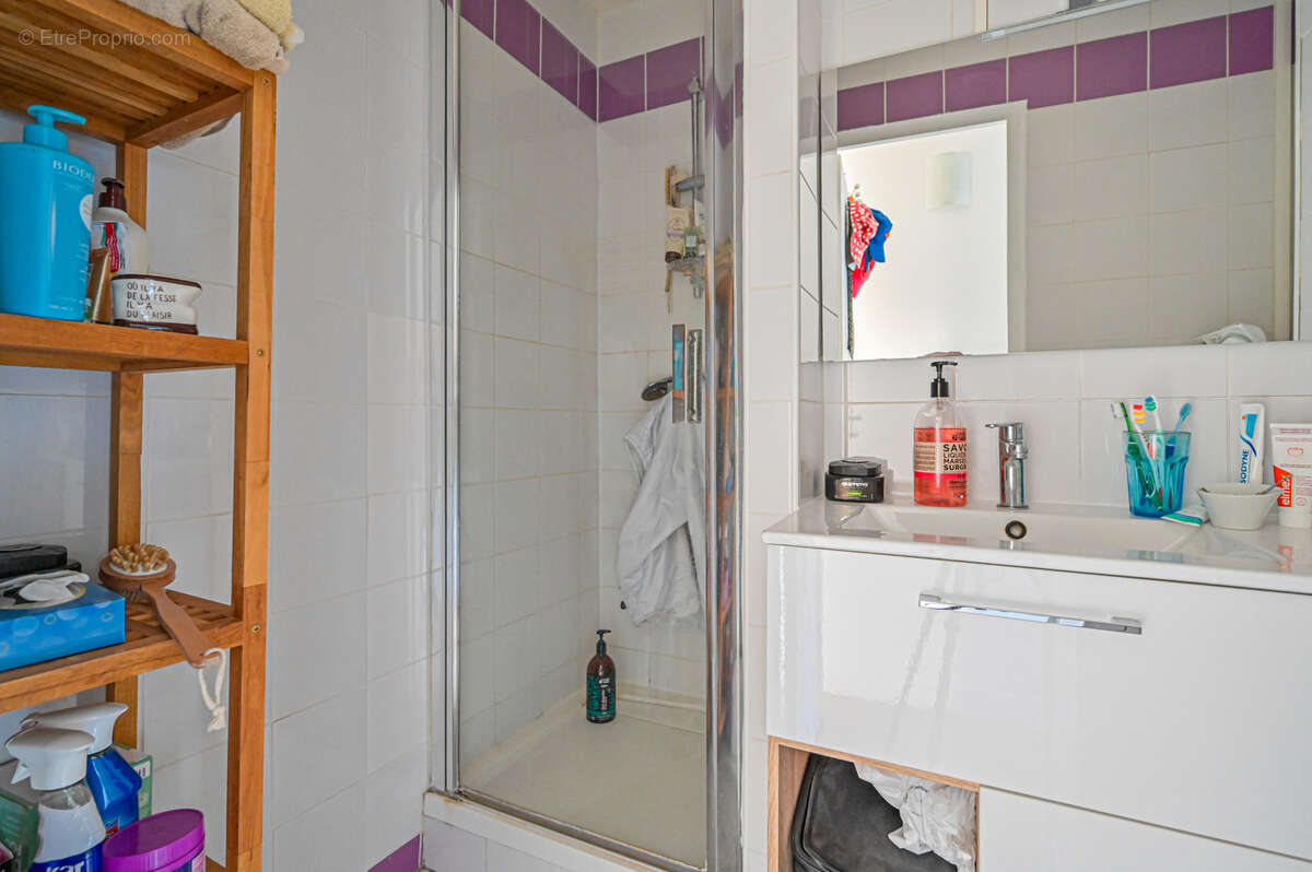 Appartement à SAINT-MAUR-DES-FOSSES