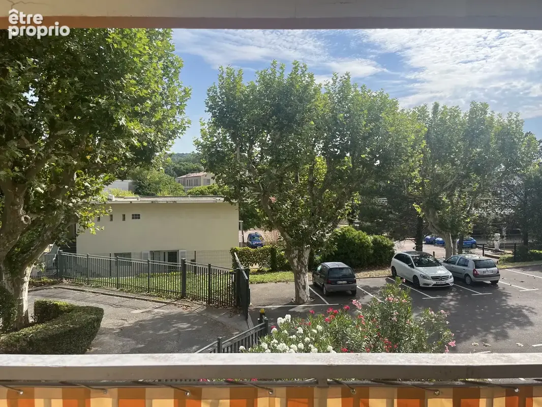 Aix en Provence. Proche centre ville et facultés Droit. Appartement 2 pièces de 42,60m2 avec ascenseur et park - photo 5
