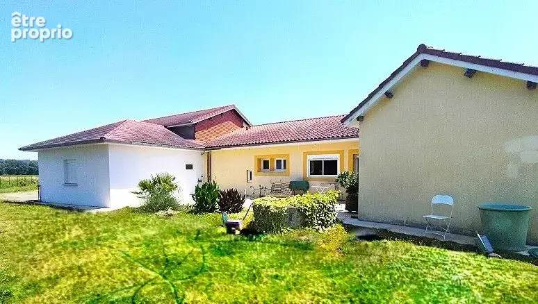 Maison à GARLIN