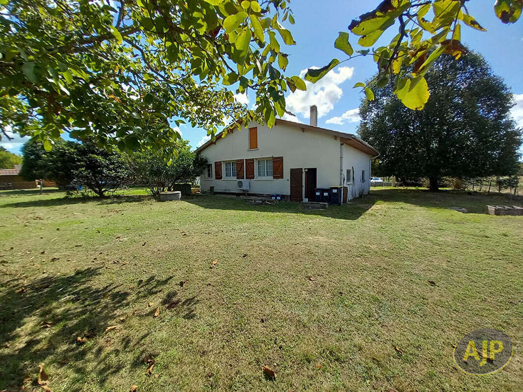 Maison à GAILLAN-EN-MEDOC