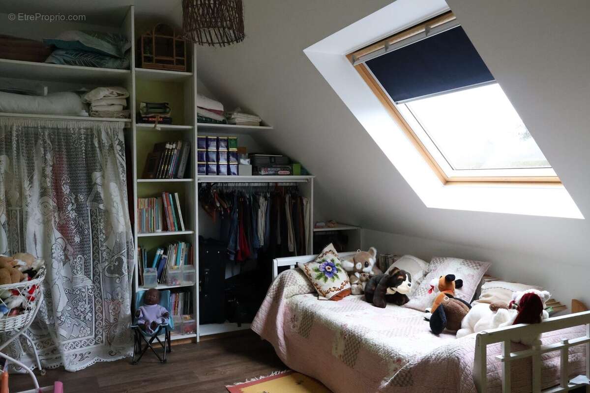 Maison 121 m² à Courlon-Sur-Yonne  - photo 8