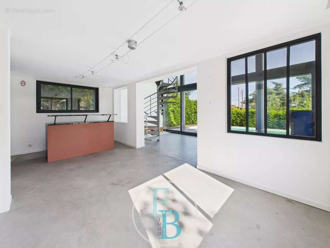 MAISON - T9 - 217m2 - photo 23