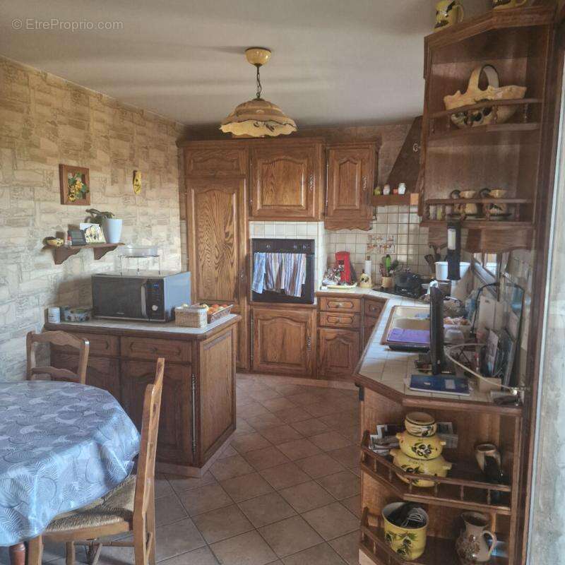 Maison à MONTELIMAR