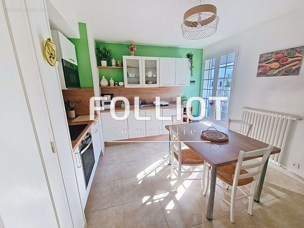 Maison de 5 pièces avec 4 chambres à vendre à REMILLY LES MARAIS - photo 5
