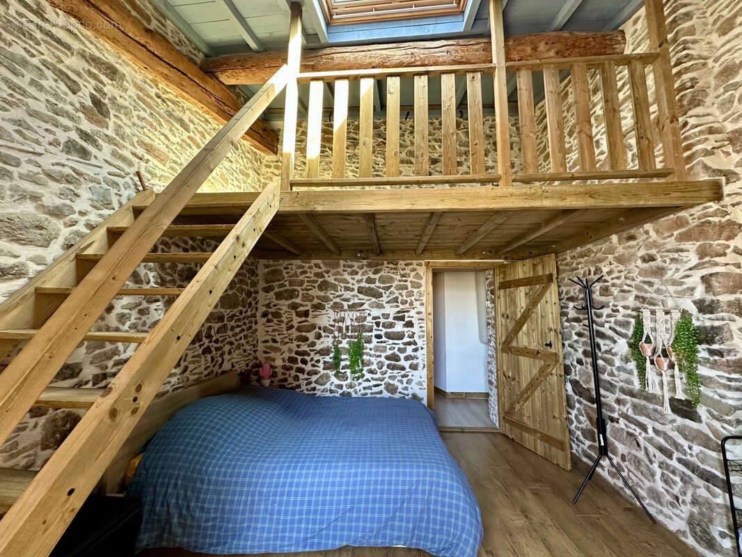 Maison à AIGUES-VIVES