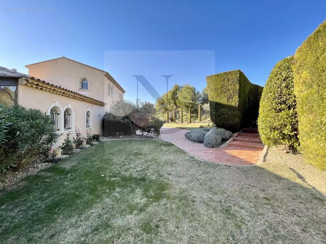 Maison à AIX-EN-PROVENCE