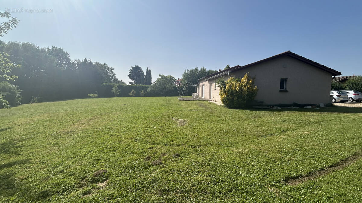 Maison à VILLENEUVE