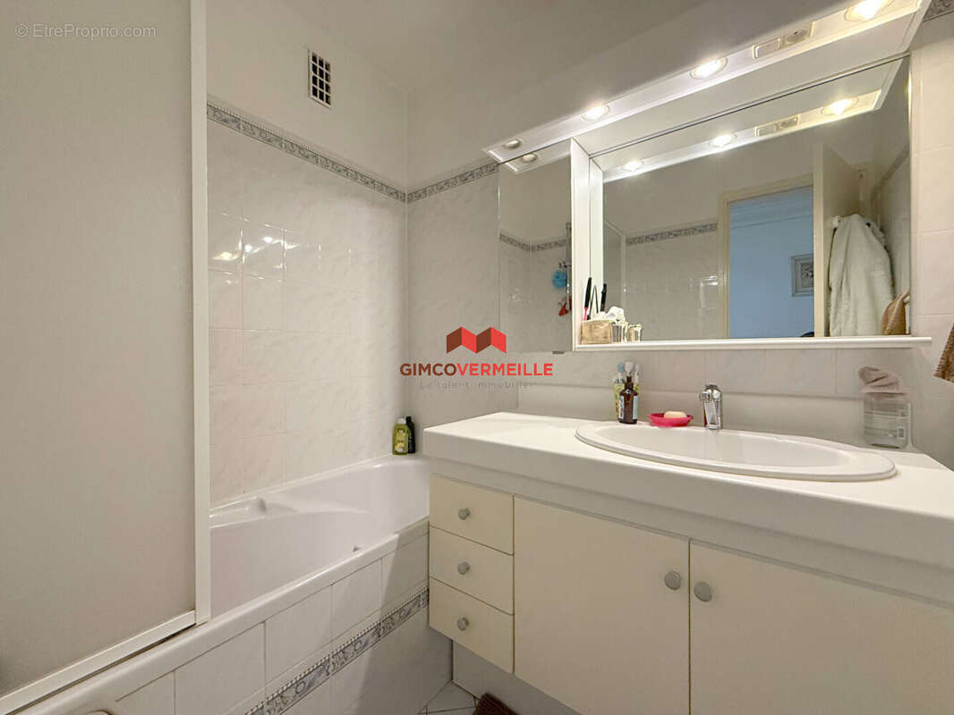 Appartement à BOUGIVAL