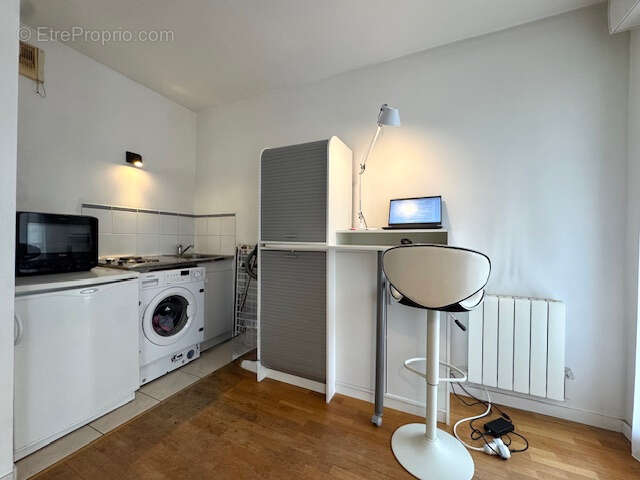 Appartement à COURBEVOIE