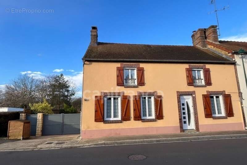 Maison de village - dpe : c - 4 chambres - piscine couverte - aucuns travaux a prevoir - photo 16