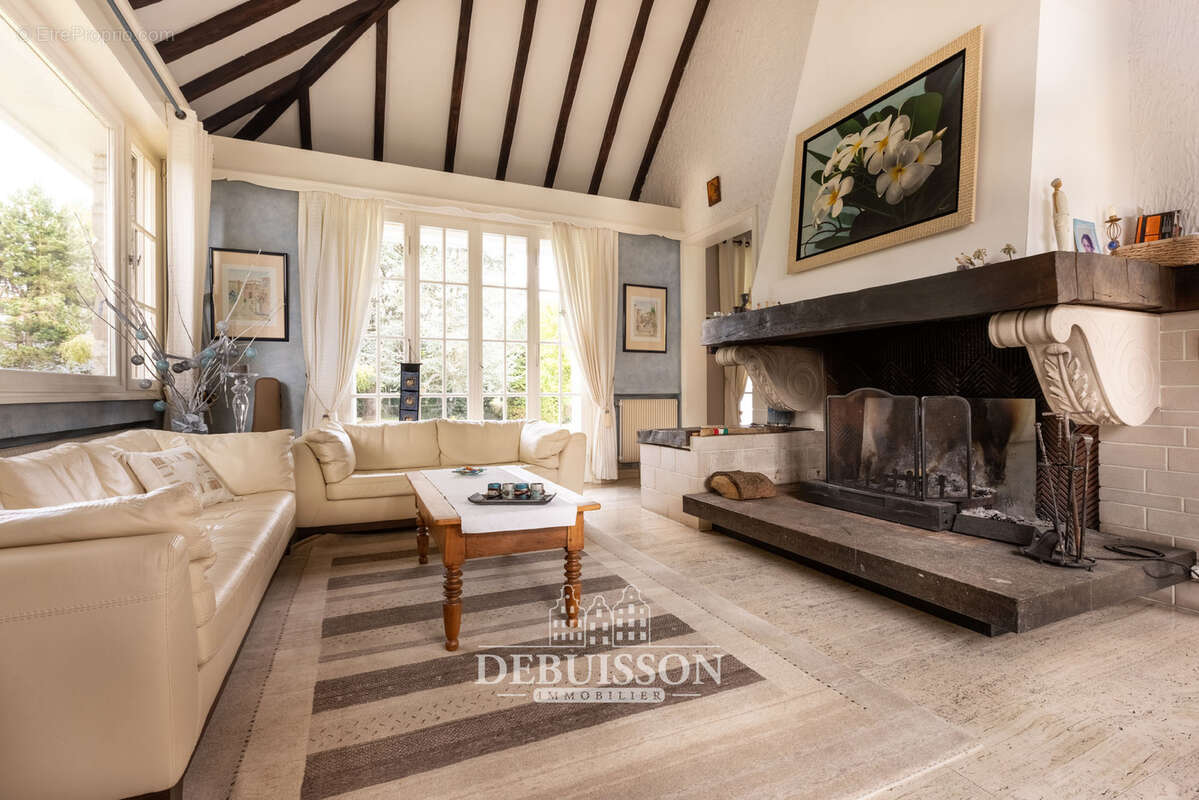 Maison à ABLAIN-SAINT-NAZAIRE