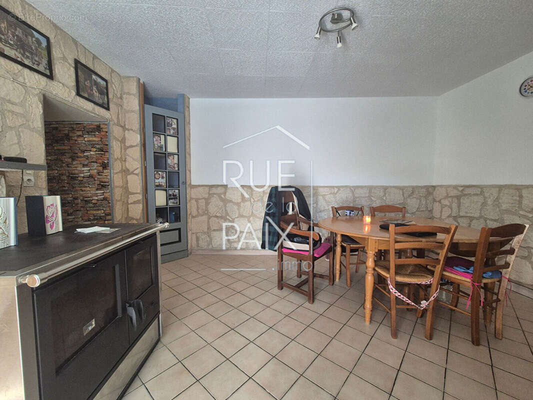 Maison Loudun 3 pièce(s) 76 m2 - photo 2