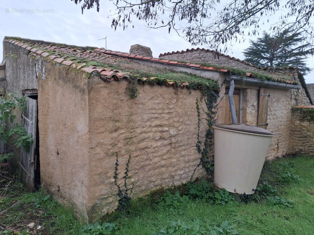 Maison à SAINTE-VERGE