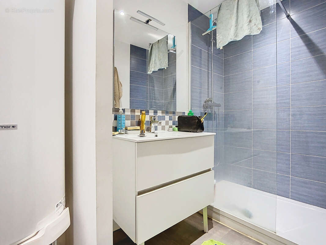 Appartement à FONTAINE