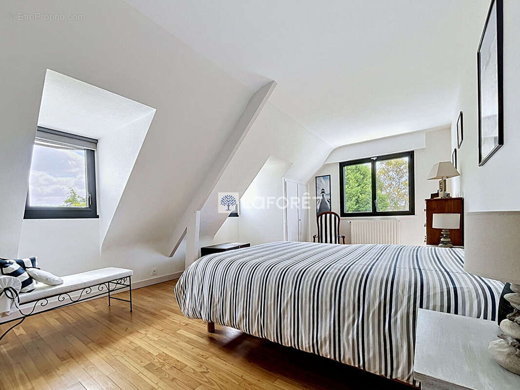 Maison à CRACH