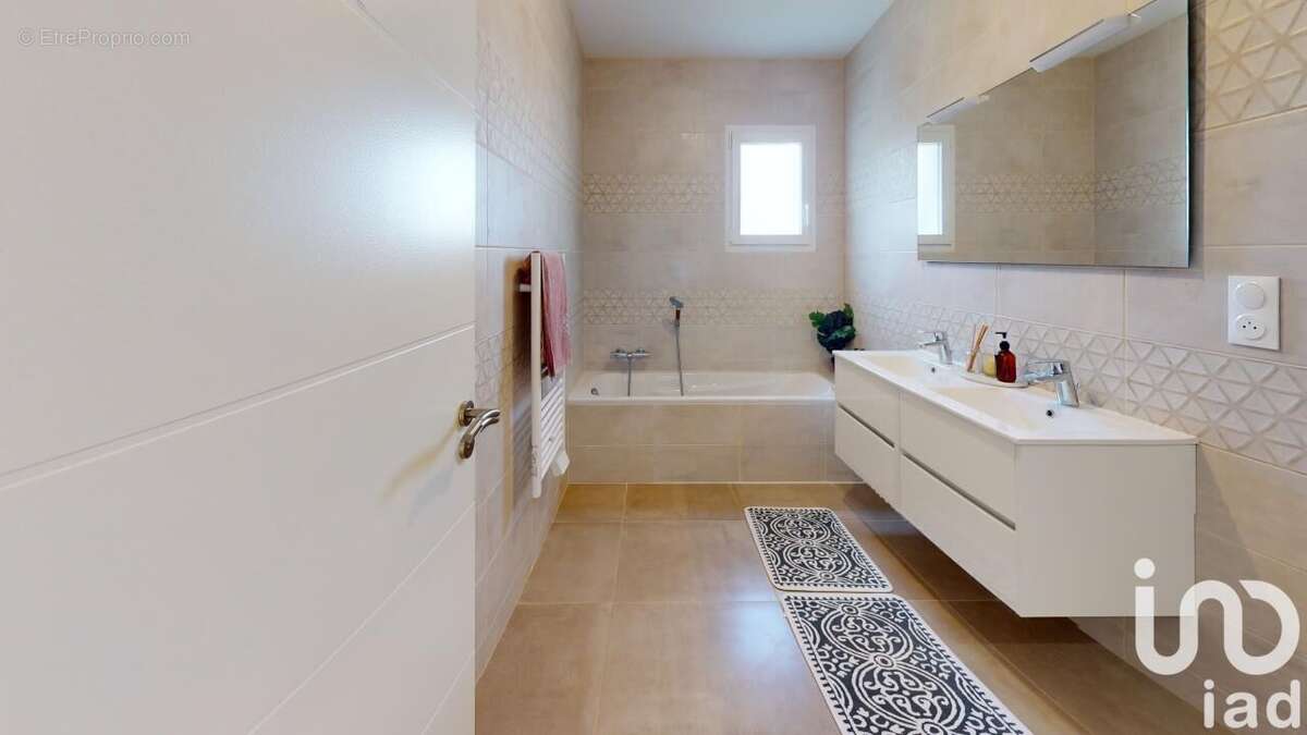 Photo 9 - Maison à ECHILLAIS