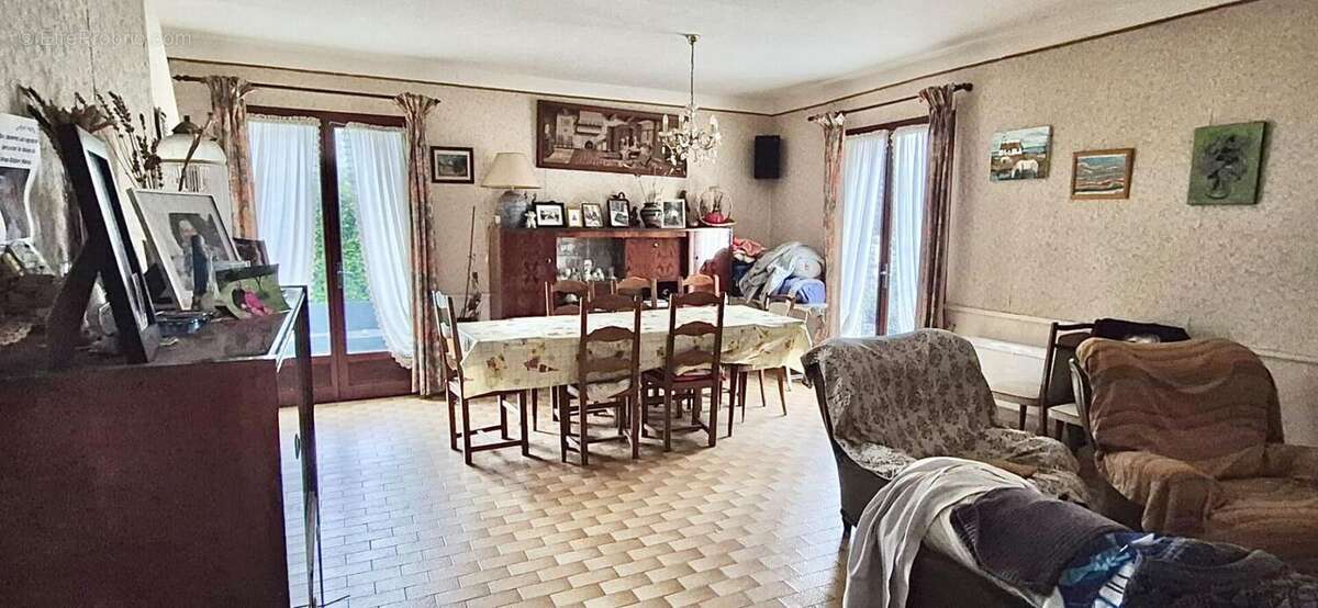 Maison Aumelas 4 pièce(s) 95 m2 - photo 3