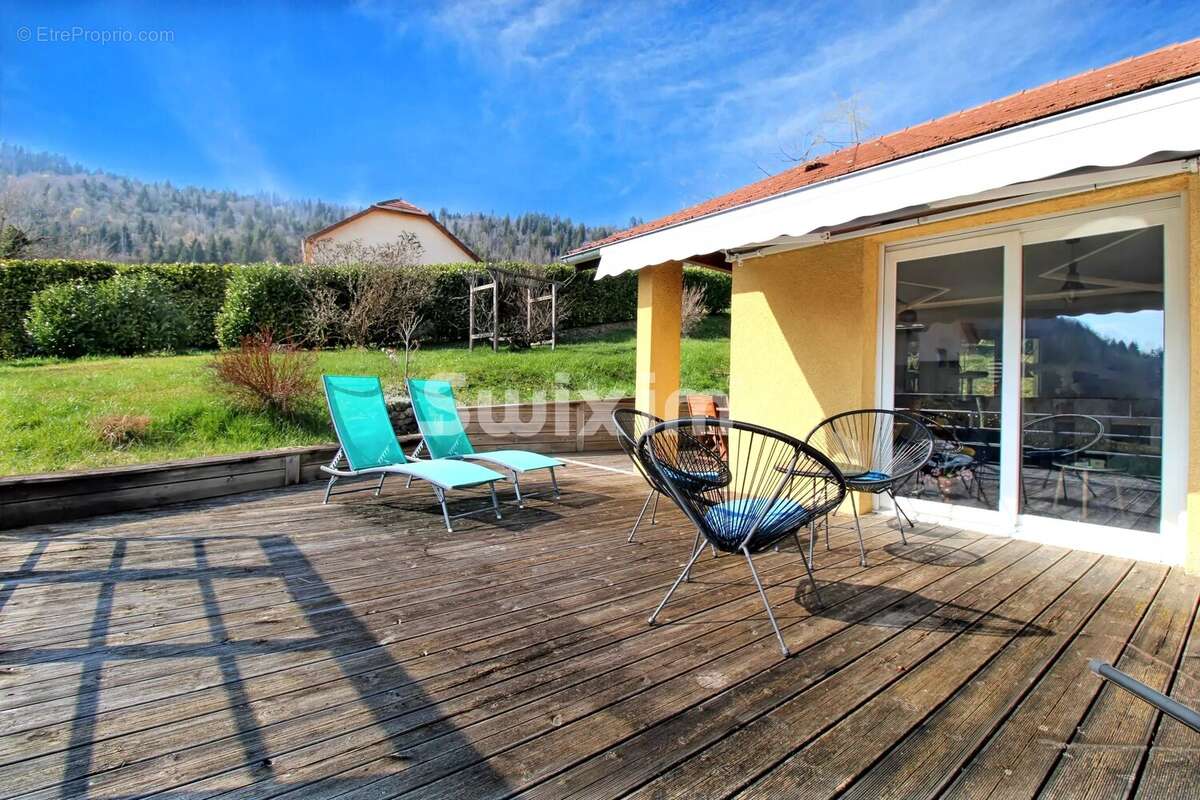 Maison à RAVILLOLES