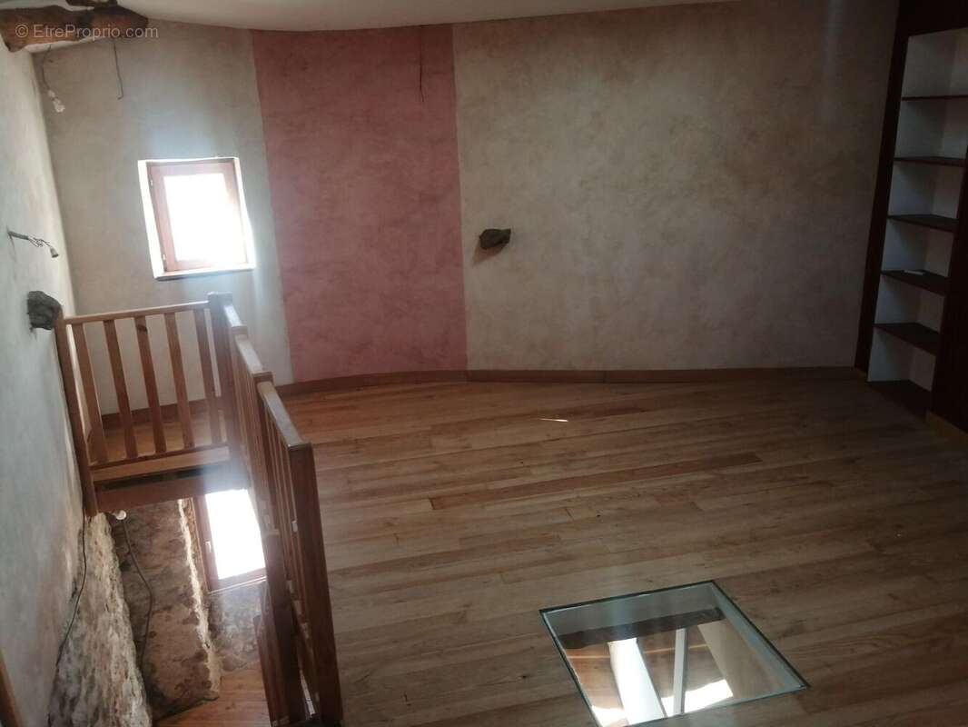 Photo 6 - Maison à COLOMBIER-LE-JEUNE