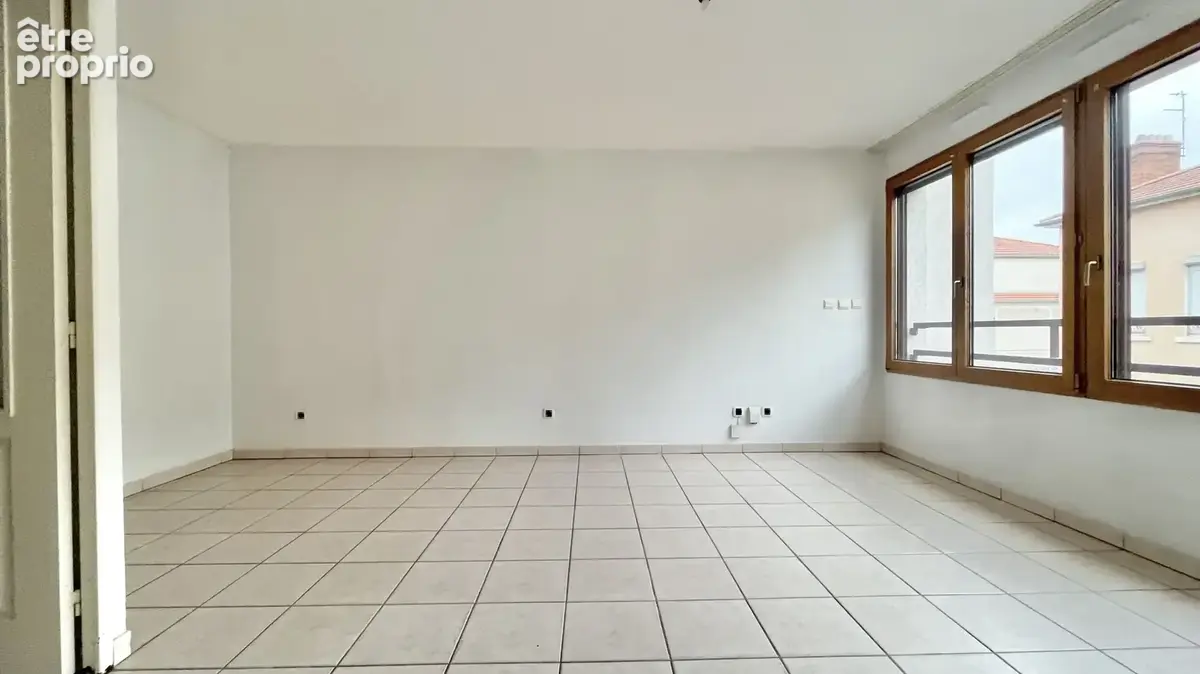 T1 bis de 31 m2 / Balcon   DPE D / Garage possible - photo 5