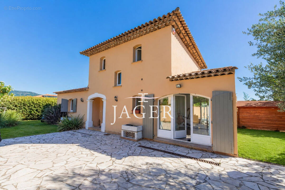 Maison à COGOLIN