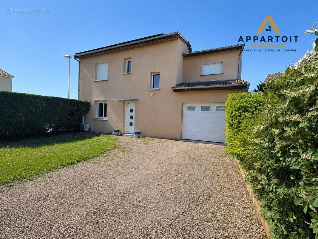 Maison 127 m² à Ennezat  - photo 1