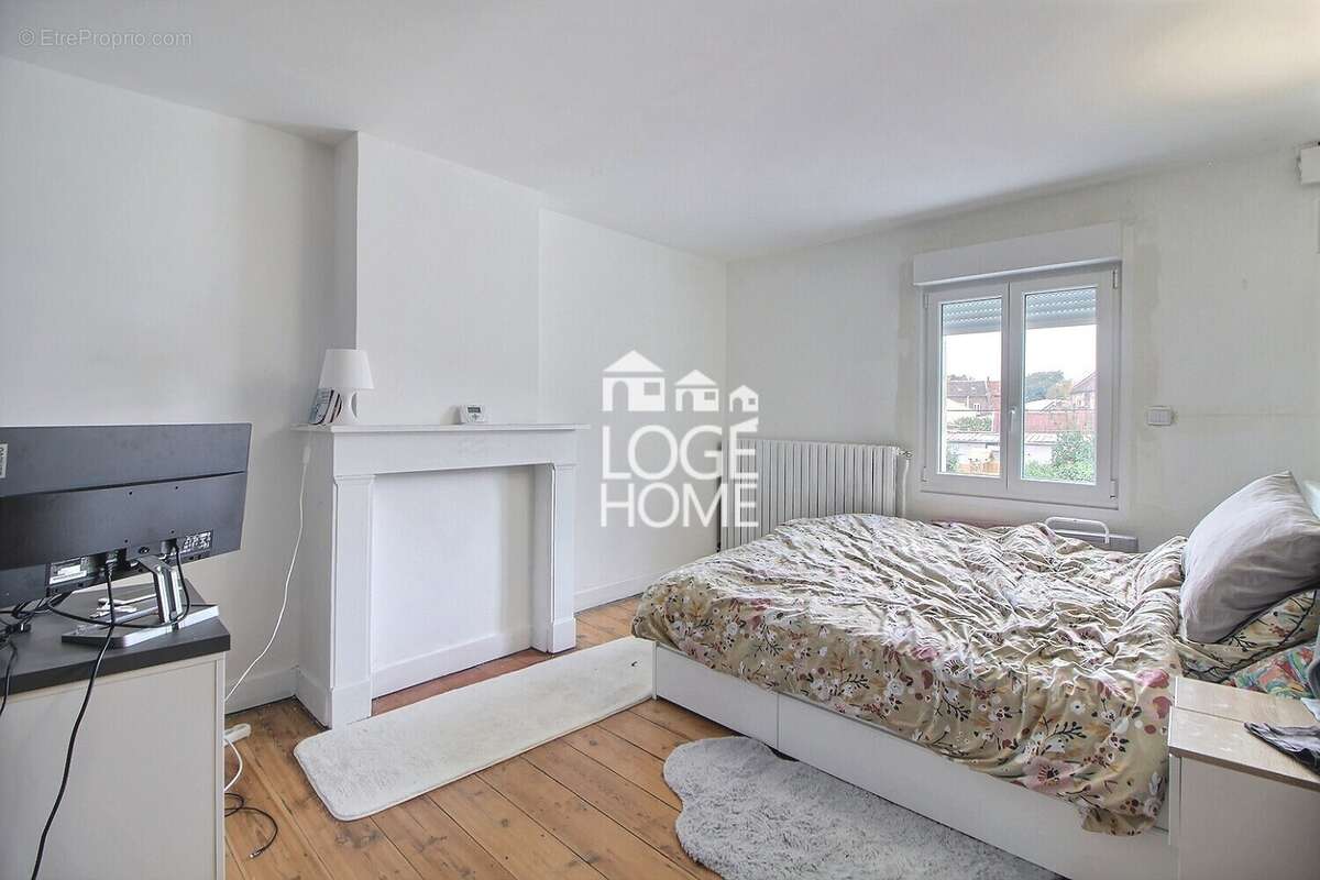 Maison à SIN-LE-NOBLE