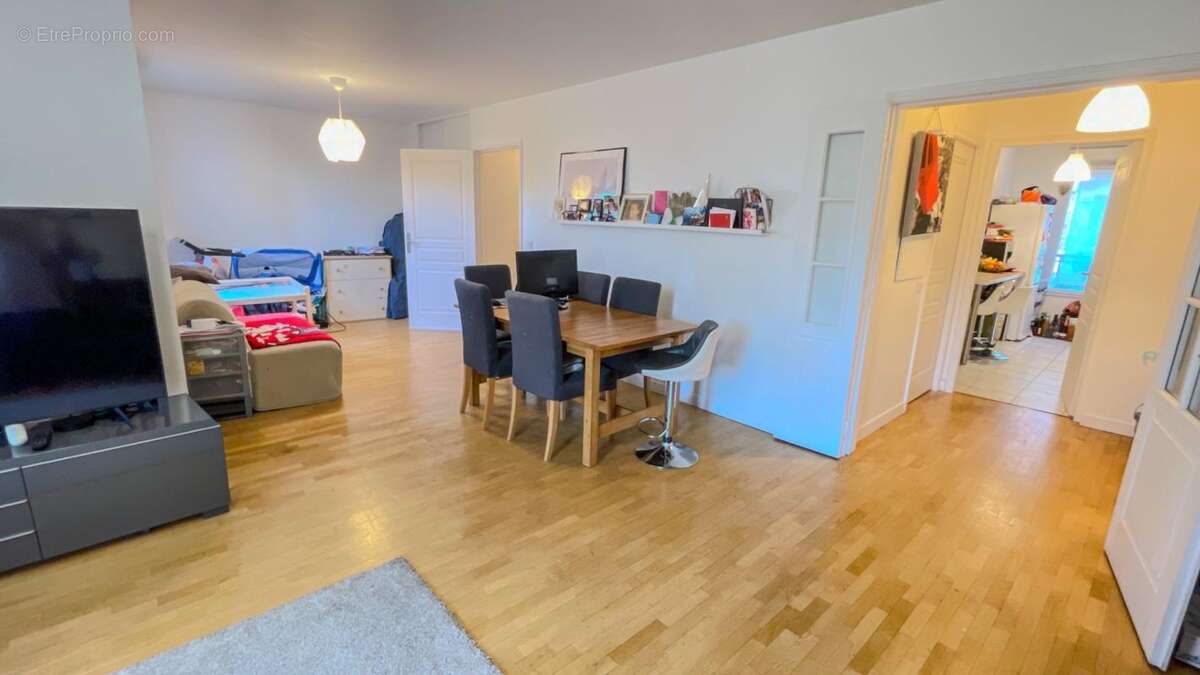 Appartement à GARCHES