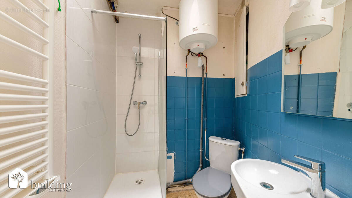 Paris 17e Wagram / Ternes - Appartement studio de 26 m² lumineux - photo 7