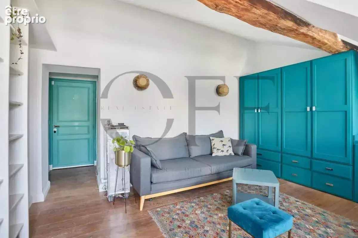 75007 PARIS - Rue de Verneuil - 1 chambre - Dernier étage - photo 5