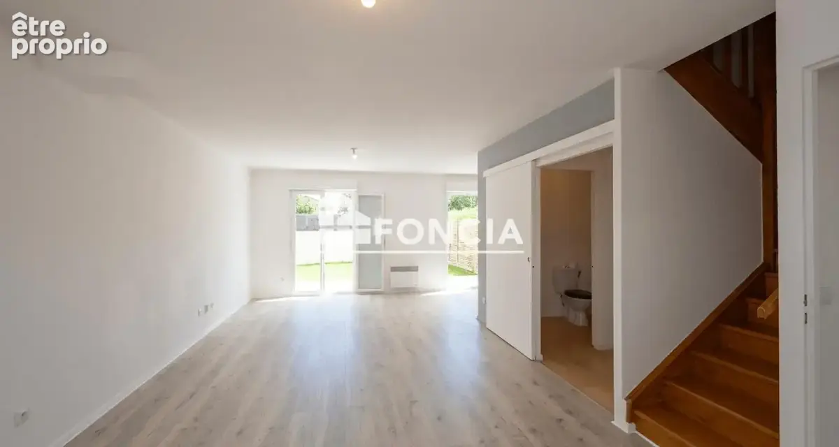 Bourg-Les-Valence - Maison 98m² - 4 chambres - Carport - photo 6