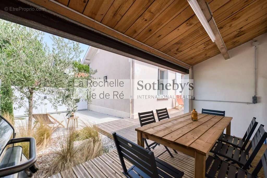 Maison de plain-pied, quartier Jéricho, en lisière des parcs. - photo 7